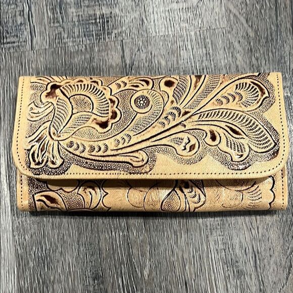 NEW Western handmade leather Elegant Tan Embossed Women's wallet - Picture 1 of 11